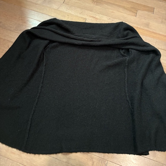 Mohair and Wool Blend Cardigan Wooden Ships Paola Buendia two tone cozy sweater - Picture 2 of 8